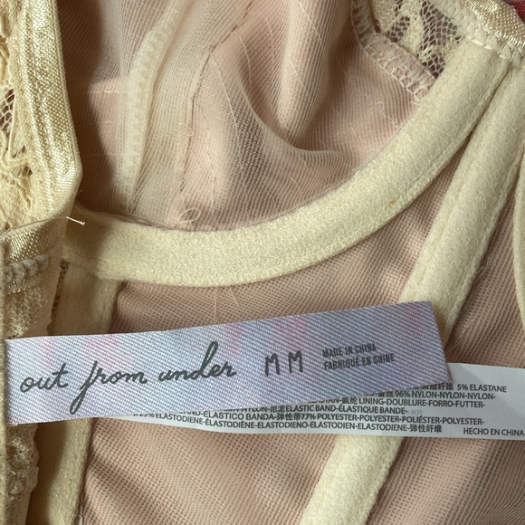 Out from under small underwire vintage lingerie bra So sexy new - Picture 5 of 9